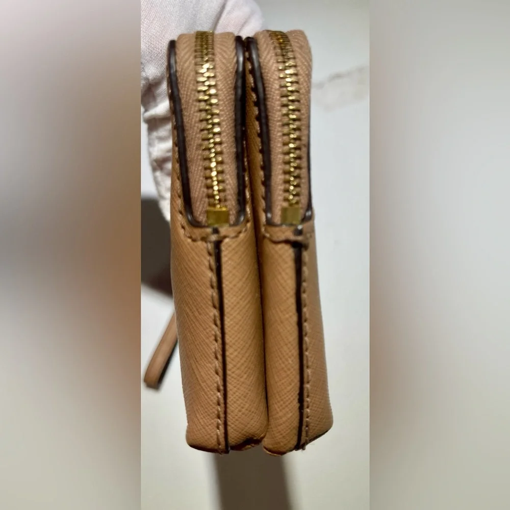 MICHAEL KORS Double Zipper Wristlet/Wallet, 2 compartments, Tan/Camel - Picture 6 of 10